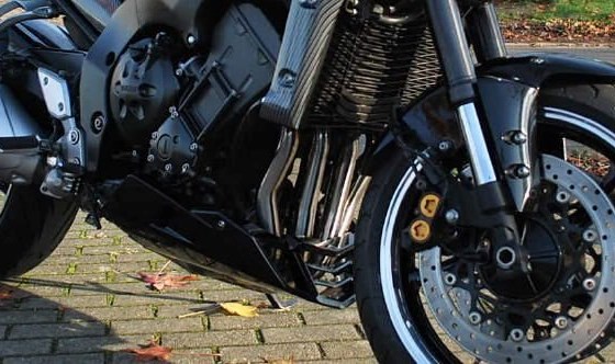 Gebrauchtmotorrad Yamaha FZ1 - Bild 12 Gebrauchtmotorrad Yamaha FZ1 - Bild 12