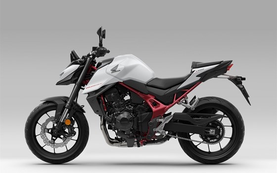 Neufahrzeug Honda CB750 Hornet - Bild 3 Neufahrzeug Honda CB750 Hornet - Bild 3