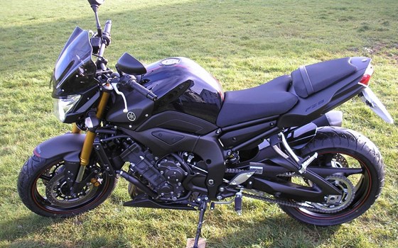 Gebrauchtmotorrad Yamaha FZ-8S Fazer - Bild 1 Gebrauchtmotorrad Yamaha FZ-8S Fazer - Bild 1