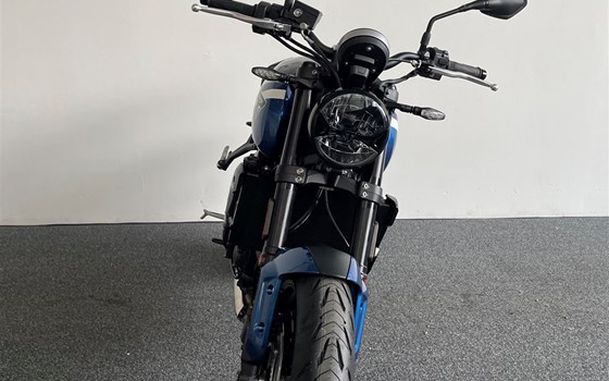 Gebrauchtmotorrad Triumph Trident 660 - Bild 6 Gebrauchtmotorrad Triumph Trident 660 - Bild 6