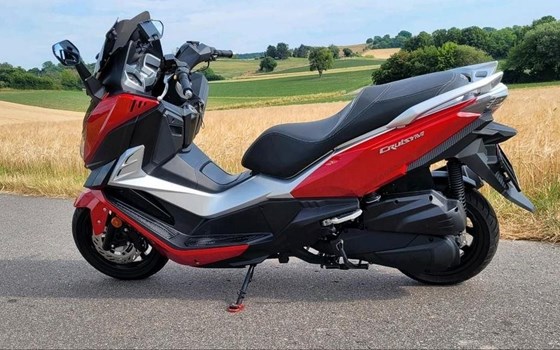 Gebrauchtmotorrad Sym Cruisym 125 - Bild 1 Gebrauchtmotorrad Sym Cruisym 125 - Bild 1