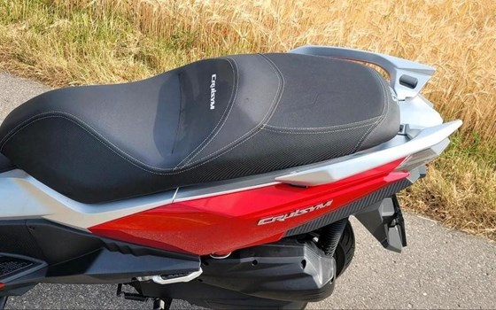 Gebrauchtmotorrad Sym Cruisym 125 - Bild 6 Gebrauchtmotorrad Sym Cruisym 125 - Bild 6