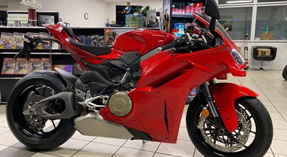 Neumotorrad Ducati Panigale V4