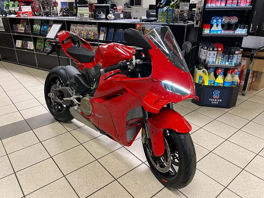 Angebot Ducati Panigale V4 Bild 2: Angebot Ducati Panigale V4