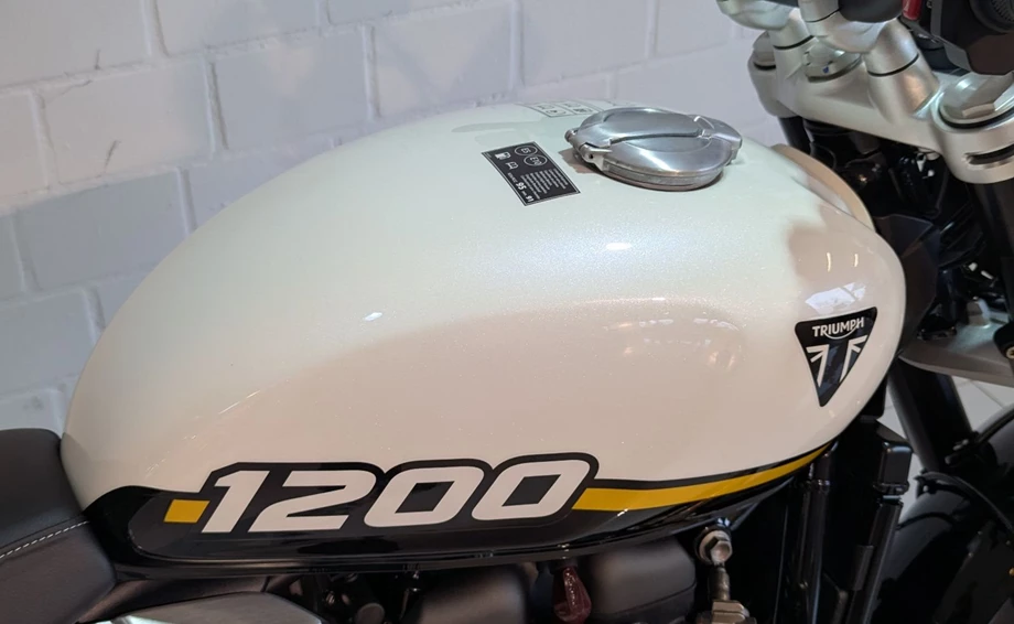 Angebot Triumph Speed Twin 1200 Bild 11: Angebot Triumph Speed Twin 1200