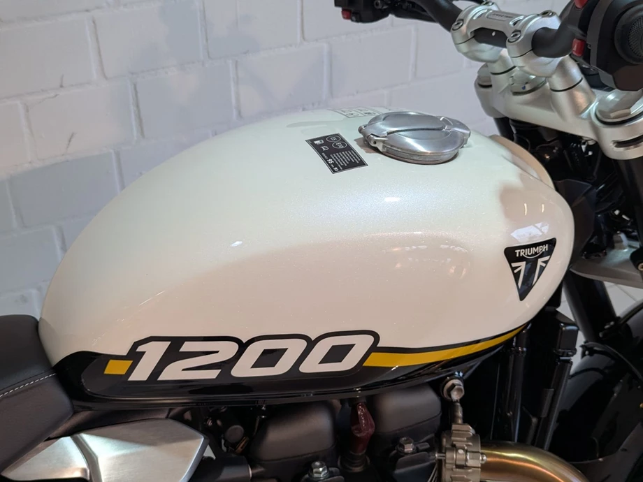 Angebot Triumph Speed Twin 1200 Bild 11: Angebot Triumph Speed Twin 1200
