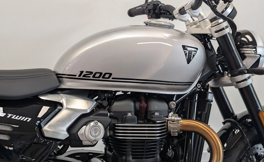 Angebot Triumph Speed Twin 1200 Bild 6: Angebot Triumph Speed Twin 1200
