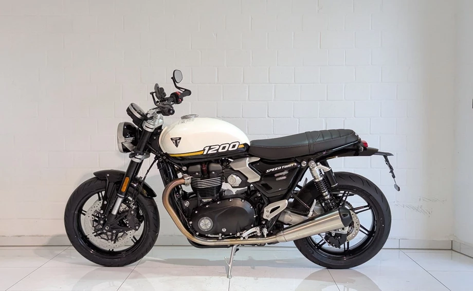 Angebot Triumph Speed Twin 1200 Bild 9: Angebot Triumph Speed Twin 1200
