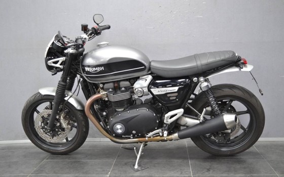 Gebrauchtmotorrad Triumph Speed Twin 1200 - Bild 3