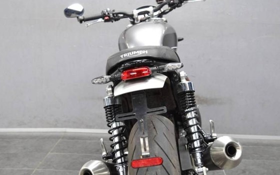 Gebrauchtmotorrad Triumph Speed Twin 1200 - Bild 4