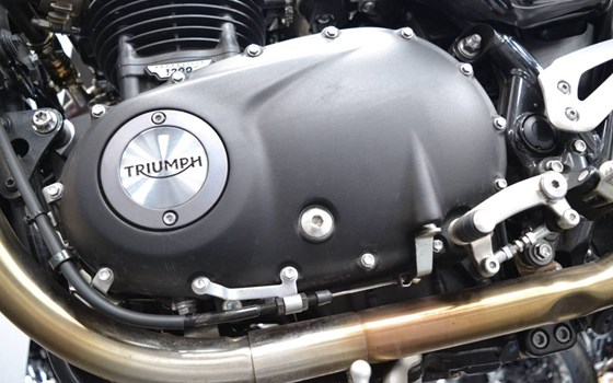 Gebrauchtmotorrad Triumph Speed Twin 1200 - Bild 8