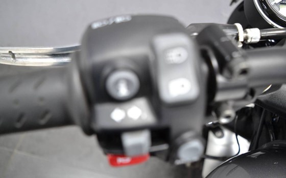 Gebrauchtmotorrad Triumph Speed Twin 1200 - Bild 9