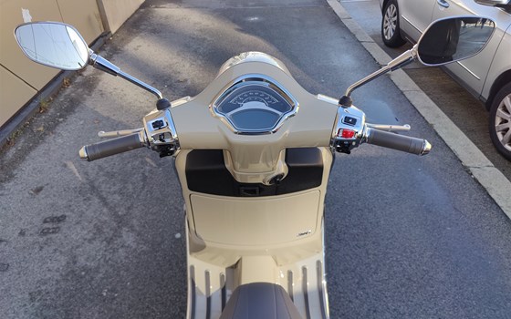 Neufahrzeug Vespa GTS 310 - Bild 6 Neufahrzeug Vespa GTS 310 - Bild 6