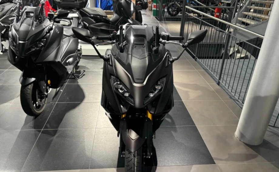 Angebot Yamaha TMAX 560 Tech Max Bild 3: Angebot Yamaha TMAX 560 Tech Max