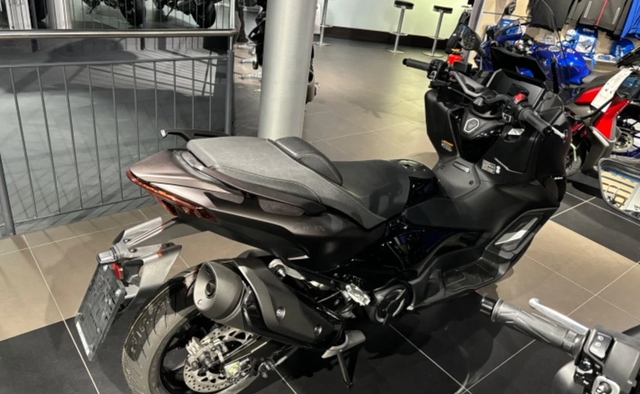 Angebot Yamaha TMAX 560 Tech Max Bild 6: Angebot Yamaha TMAX 560 Tech Max