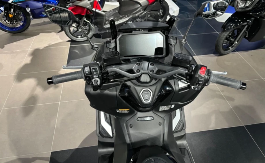 Angebot Yamaha TMAX 560 Tech Max Bild 8: Angebot Yamaha TMAX 560 Tech Max