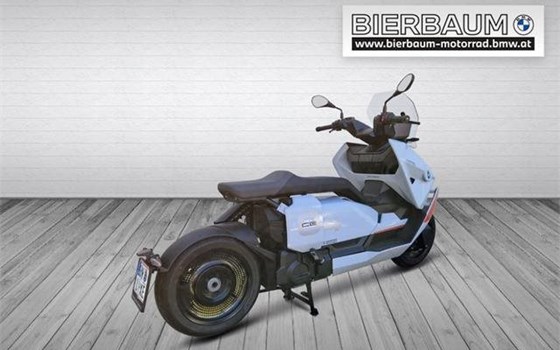 Gebrauchtmotorrad BMW CE 04 - Bild 3 Gebrauchtmotorrad BMW CE 04 - Bild 3