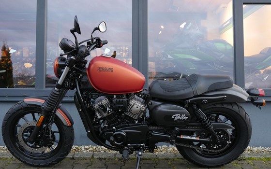 Gebrauchtmotorrad Hyosung GV 125 S Aquila - Bild 3