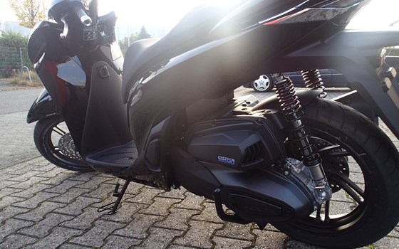 Gebrauchtmotorrad Honda SH350i - Bild 3