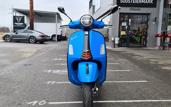 Neufahrzeug Vespa GTS 125 Super Sport - Bild 6 Neufahrzeug Vespa GTS 125 Super Sport - Bild 6