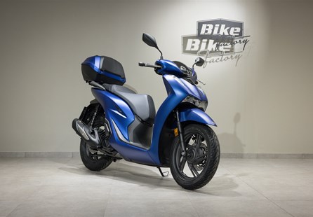 Honda SH125i ( Matt Pearl Pacific Blue )