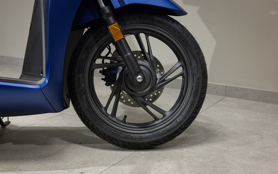 Neufahrzeug Honda SH125i - Bild 6 Neufahrzeug Honda SH125i - Bild 6