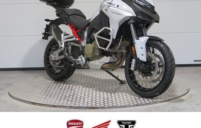 Ducati Multistrada V4 S