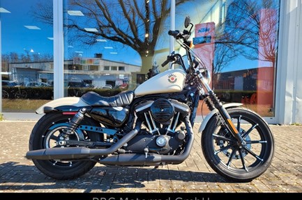 Harley-Davidson Sportster XL 883 N Iron