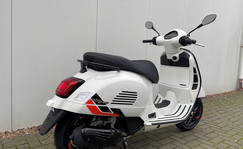 Angebot Vespa GTS 125 Super Sport Bild 4: Angebot Vespa GTS 125 Super Sport