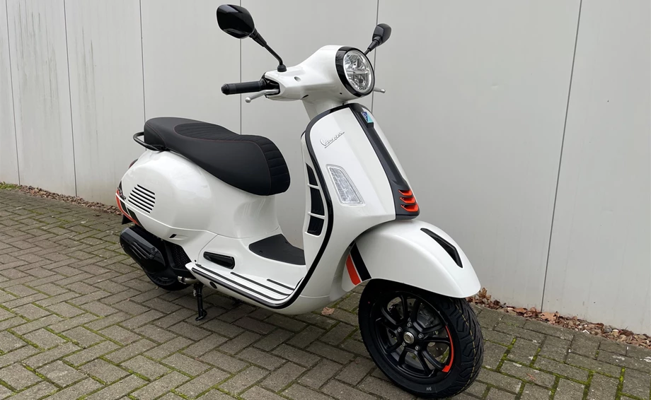 Angebot Vespa GTS 125 Super Sport Bild 3: Angebot Vespa GTS 125 Super Sport