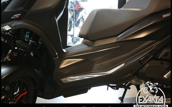 Neufahrzeug Piaggio MP3 400 Sport - Bild 23
