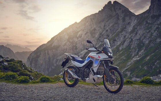 Neufahrzeug Honda XL750 Transalp - Bild 10 Neufahrzeug Honda XL750 Transalp - Bild 10