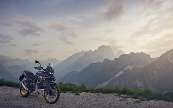 Neufahrzeug Honda XL750 Transalp - Bild 17 Neufahrzeug Honda XL750 Transalp - Bild 17