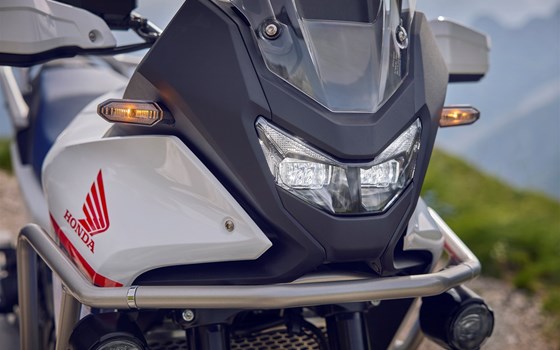 Neufahrzeug Honda XL750 Transalp - Bild 5 Neufahrzeug Honda XL750 Transalp - Bild 5