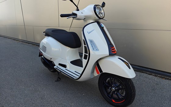Neufahrzeug Vespa GTS 310 SuperSport - Bild 14 Neufahrzeug Vespa GTS 310 SuperSport - Bild 14
