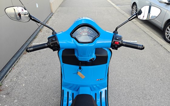 Neufahrzeug Vespa GTS 310 SuperSport - Bild 12 Neufahrzeug Vespa GTS 310 SuperSport - Bild 12