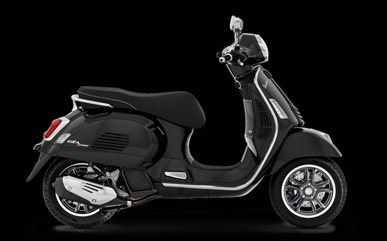 Neufahrzeug Vespa GTS 125 Super - Bild 8 Neufahrzeug Vespa GTS 125 Super - Bild 8