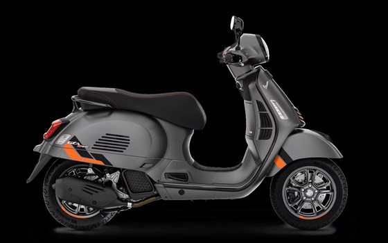 Neufahrzeug Vespa GTS 125 Super Sport - Bild 8 Neufahrzeug Vespa GTS 125 Super Sport - Bild 8