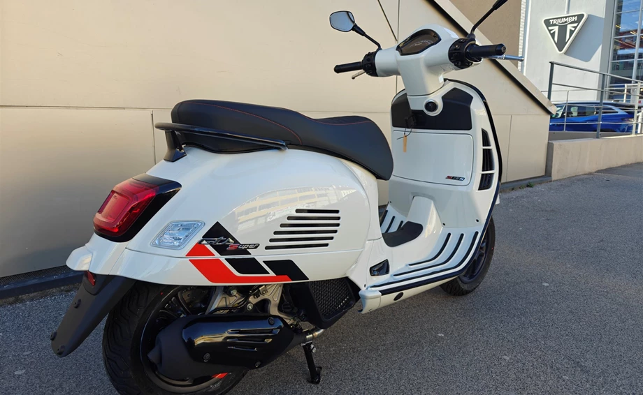 Angebot Vespa GTS 125 Super Sport Bild 4: Angebot Vespa GTS 125 Super Sport