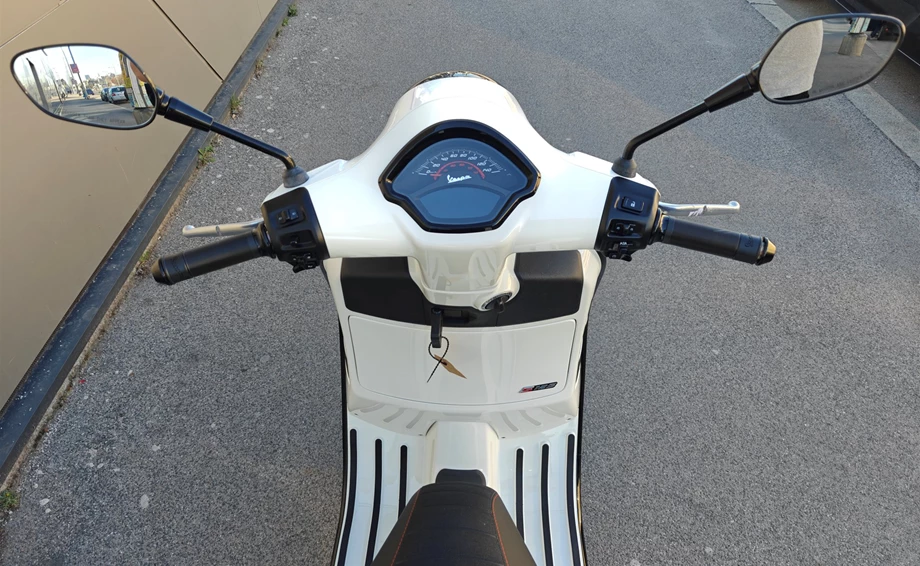 Angebot Vespa GTS 125 Super Sport Bild 6: Angebot Vespa GTS 125 Super Sport