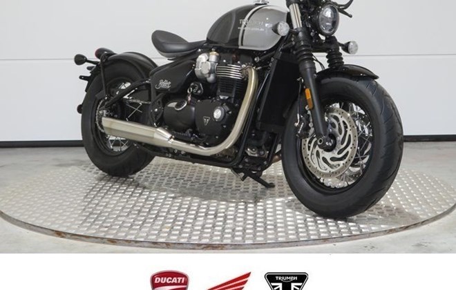 Triumph Bonneville Bobber