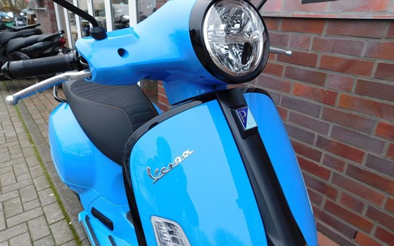Neufahrzeug Vespa GTS 125 Super Sport - Bild 8