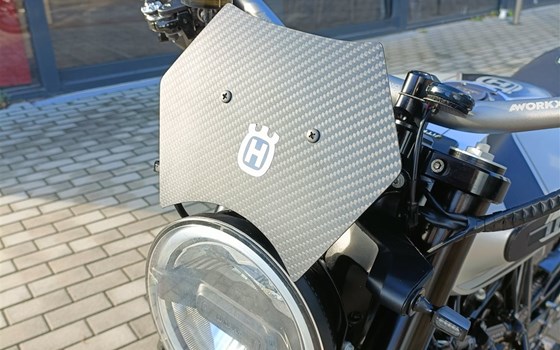 Gebrauchtmotorrad Husqvarna Vitpilen 701 - Bild 13 Gebrauchtmotorrad Husqvarna Vitpilen 701 - Bild 13