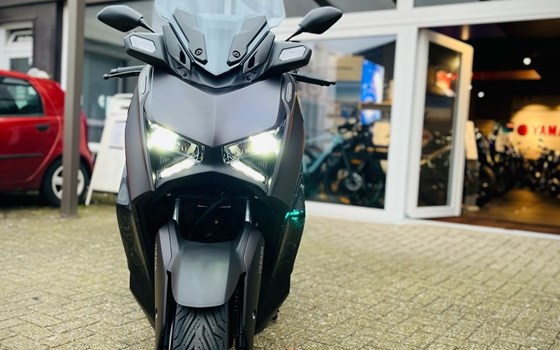 Neufahrzeug Yamaha XMAX 300 Tech MAX - Bild 5
