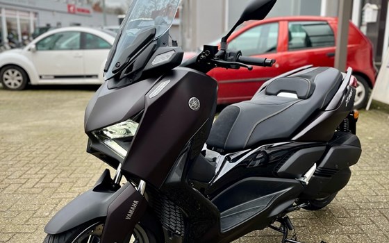 Neufahrzeug Yamaha XMAX 300 Tech MAX - Bild 2