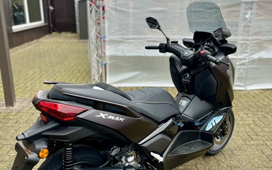 Neufahrzeug Yamaha XMAX 300 Tech MAX - Bild 3