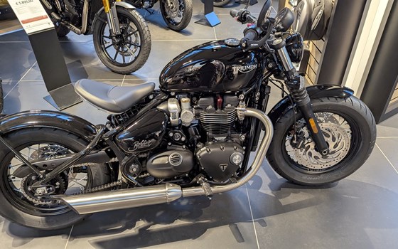 Neufahrzeug Triumph Bonneville Bobber - Bild 1