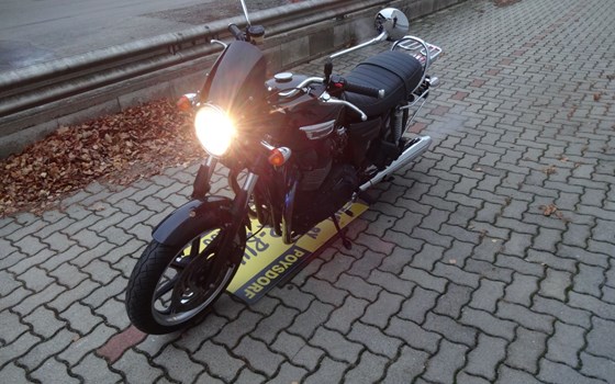 Gebrauchtmotorrad Triumph Bonneville T100 Black - Bild 5 Gebrauchtmotorrad Triumph Bonneville T100 Black - Bild 5