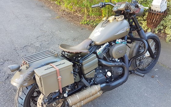 Gebrauchtmotorrad Harley-Davidson Dyna Wide Glide FXDWG - Bild 2