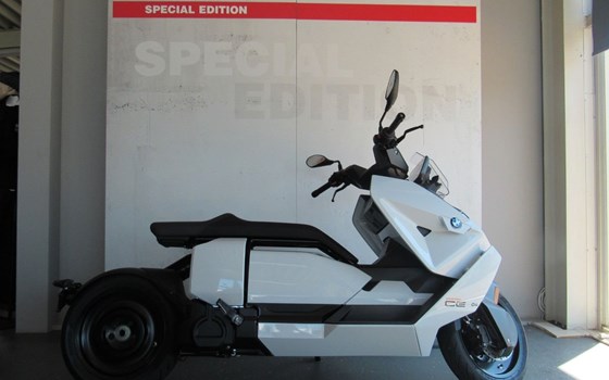 Gebrauchtmotorrad BMW CE 04 - Bild 4